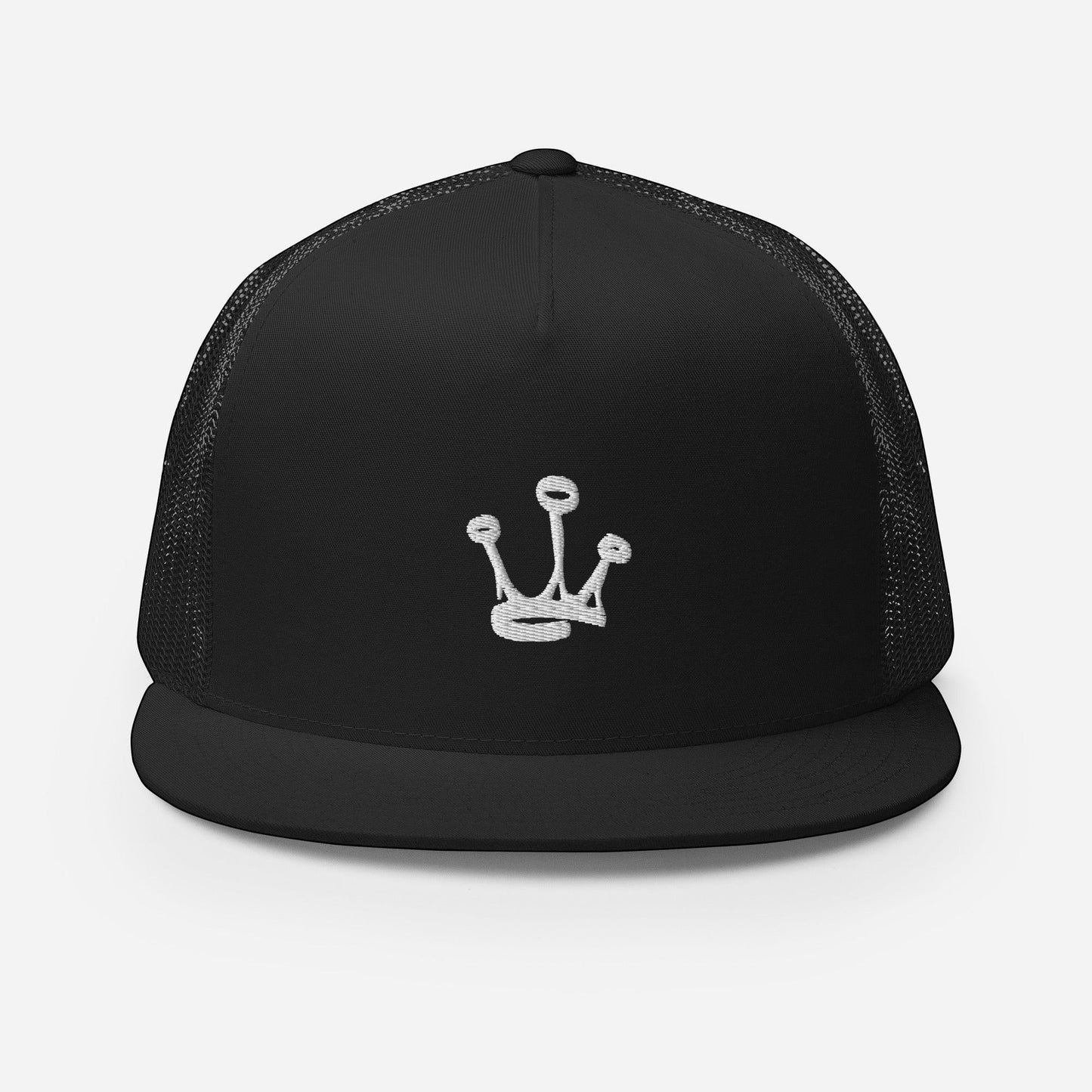 Trucker Cap Reto - Classic Collection Destaca-te com Estilo e Personalidade Na nossa marca, acreditamos que a moda deve ser uma extensão da tua personalidade. Por isso, criámos o Chapéu Reto Exclusivo - uma peça única que te distingue e celebra a tua paix