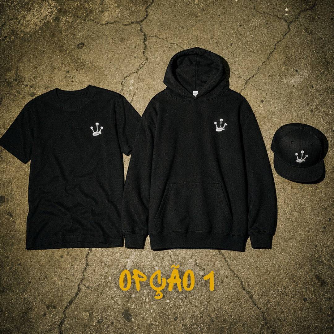 Pack UNIFORM 00 da astredik com hoodie preto, t-shirt e snapback, todos com logótipo bordado em branco.